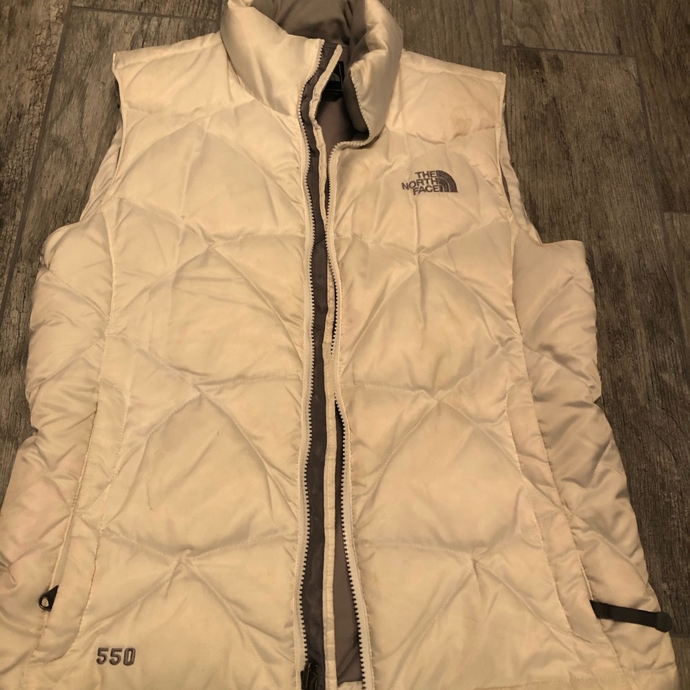 White north face 550 vest